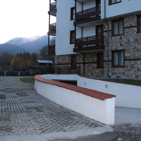 Wood In Mountain View Complex